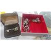 Image 1 : TWO LADIES DINNER RINGS AND LOT OF NOVELTY RINGS