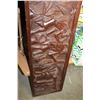 Image 3 : CARVED PANEL