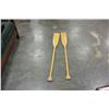 Image 3 : TWO WOOD OARS