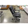 Image 2 : BLACK LEATHER ROLLING GAS LIFT OFFICE CHAIR