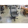 Image 1 : BLACK LEATHER GAS LIFT OFFICE CHAIR