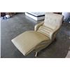 Image 3 : MID CENTURY MODERN VINYL CHAISE WITH POWER INCLINE AND HEAT