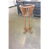 Image 4 : VINTAGE BARLEY TWIST STYLE PLANTSTAND