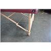 Image 5 : RED HEALTHLINE MASSAGE TABLE