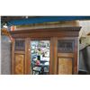 Image 2 : VINTAGE MIRRORED DOOR WARDROBE