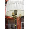 Image 3 : BRASS FLOOR LAMP AND TABLE LAMP