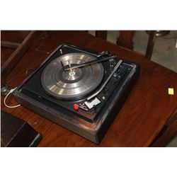 GARRARD 2025TC PRFESSIONAL SERIES RECORD PLAYER