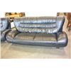 Image 2 : MODERN BLACK LEATHER SOFA AND LOVESEAT