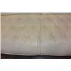Image 5 : MODERN WHITE LEATHER BUTTONBACK LOVESEAT AND CHAIR