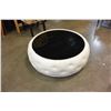Image 2 : ROUND WHITE LEATHER GLASSTOP COFFEE TABLE