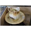 Image 1 : 1977 JUG AND BOWL