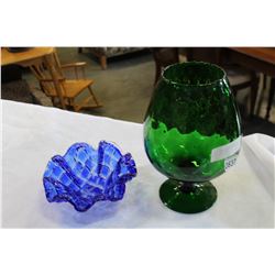 LARGE GREEN GLASS VASE AND BLUE GLASS DISH