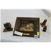 Image 1 : WOOD FIGURES AND LION PRINT