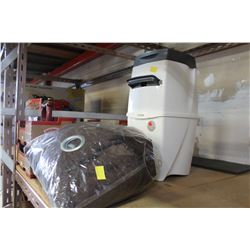 LITTER LOCKER AND DRAPES