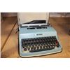 Image 1 : OLIVETTI TYPEWRITER