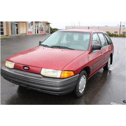 1992 FORD ESCORT, 162476KM, MANUAL, 5 SPEED, RECENTLY SERVICED, NEW TIRES AND BATTERY WITH KEY AND R