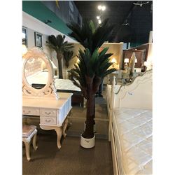 MEDIUM FAUX POTTED PALM