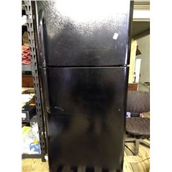 Fridgidaire Refrigerator
