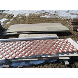Pallet of misc plywood, latice etc,