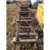 Image 1 : Ladders and rebar on pallet
