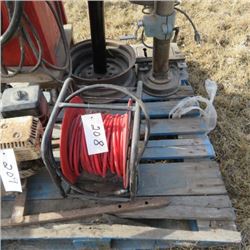 Air hose reel w/ ¼ in hose