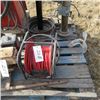 Image 1 : Air hose reel w/ ¼ in hose