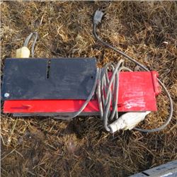 Screed electric concrete vibrator