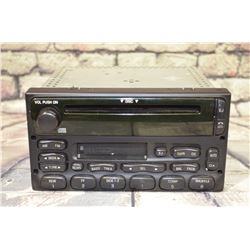 Radio/CD Player (2004 Ford-F350)