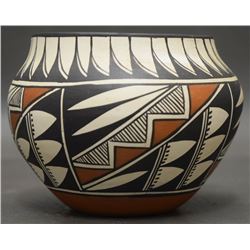 ACOMA POTTERY BOWL (VICTORINO)