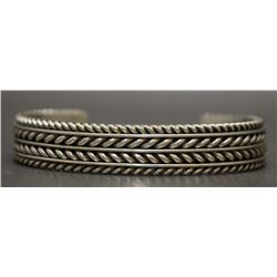 NAVAJO BRACELET (HAWK)