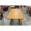 Image 1 : MODERN DINING TABLE