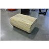 Image 1 : WOVEN OTTOMAN