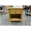 Image 2 : PINE 1 DRAWER NIGHTSTAND