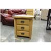 Image 2 : 3 DRAWER OAK NIGHTSTAND