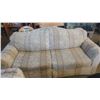 Image 2 : SOFA AND LOVESEAT