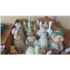 Image 2 : TRAY OF COLLECTIBLE BELLS