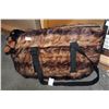Image 1 : FAUX FUR ANIMAL CARRY CASE