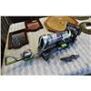 Image 1 : HOOVER AIRLIFT BAGLESS VACCUM AS IS