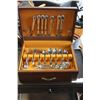 Image 1 : CUTLERY CANTEEN