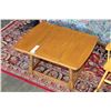 Image 1 : SMALL OAK TABLE