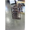 Image 1 : NOVELTY WOOD AFRICAN CD STAND