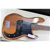 Image 2 : FENDER SQUIRE P-BASS GUITAR