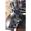 Image 2 : STAINED GLASS TABLE LAMP