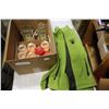 Image 1 : BOX OF TWO GLASS LAPS CANDLES AND UBC JACKET