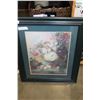 Image 1 : LARGE FRAMED FLORAL