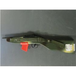 Kids play rifle / Combat