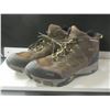 Image 1 : Ascend Bone dry Waterproof hikers / top eye hook on right boot is missing