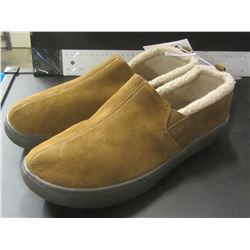New Mossimo Mens Slippers Genuine Suede / size 11