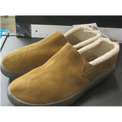 New Mossimo Mens Slippers Genuine Suede / size 12