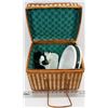 Image 1 : SERVICE FOR 4 PICNIC SET IN WICKER BASKET
